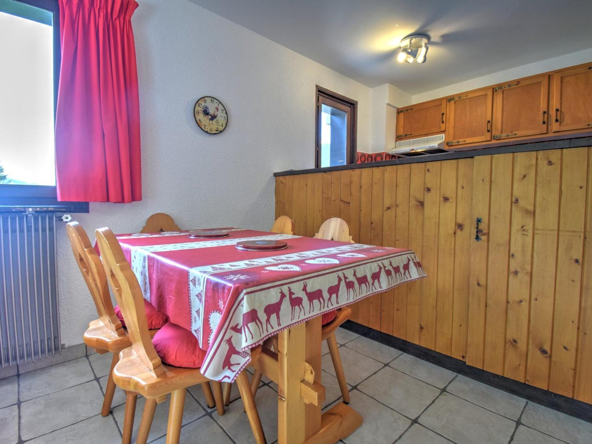 Apartment Au Centre Avec Balcon, Parking Et Forfaits Avantageux - Fr-1-524-110 Morzine